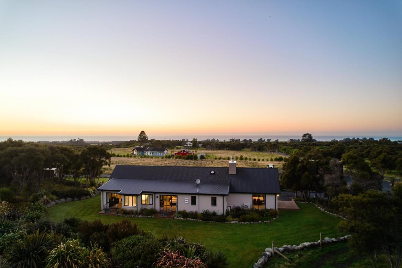 Manakau Lodge Kaikoura Exterior photo