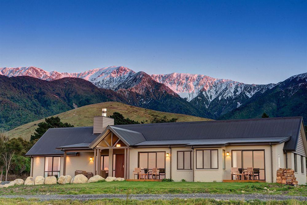 Manakau Lodge Kaikoura Exterior photo